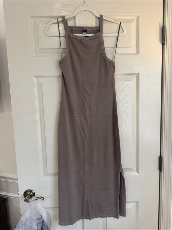 Old Navy Dresses & Skirts - Sleeveless Taupe Midi Dress with Side Slit